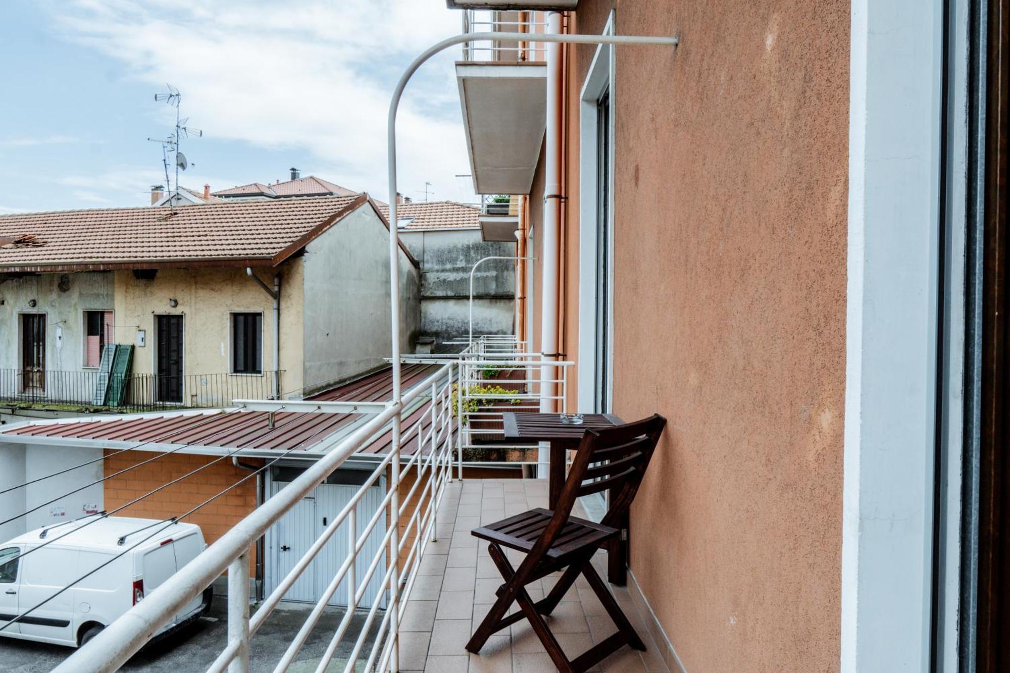 Luxe Apartment Near Milano, Rho Fiera E Mxp Busto Arsizio Extérieur photo
