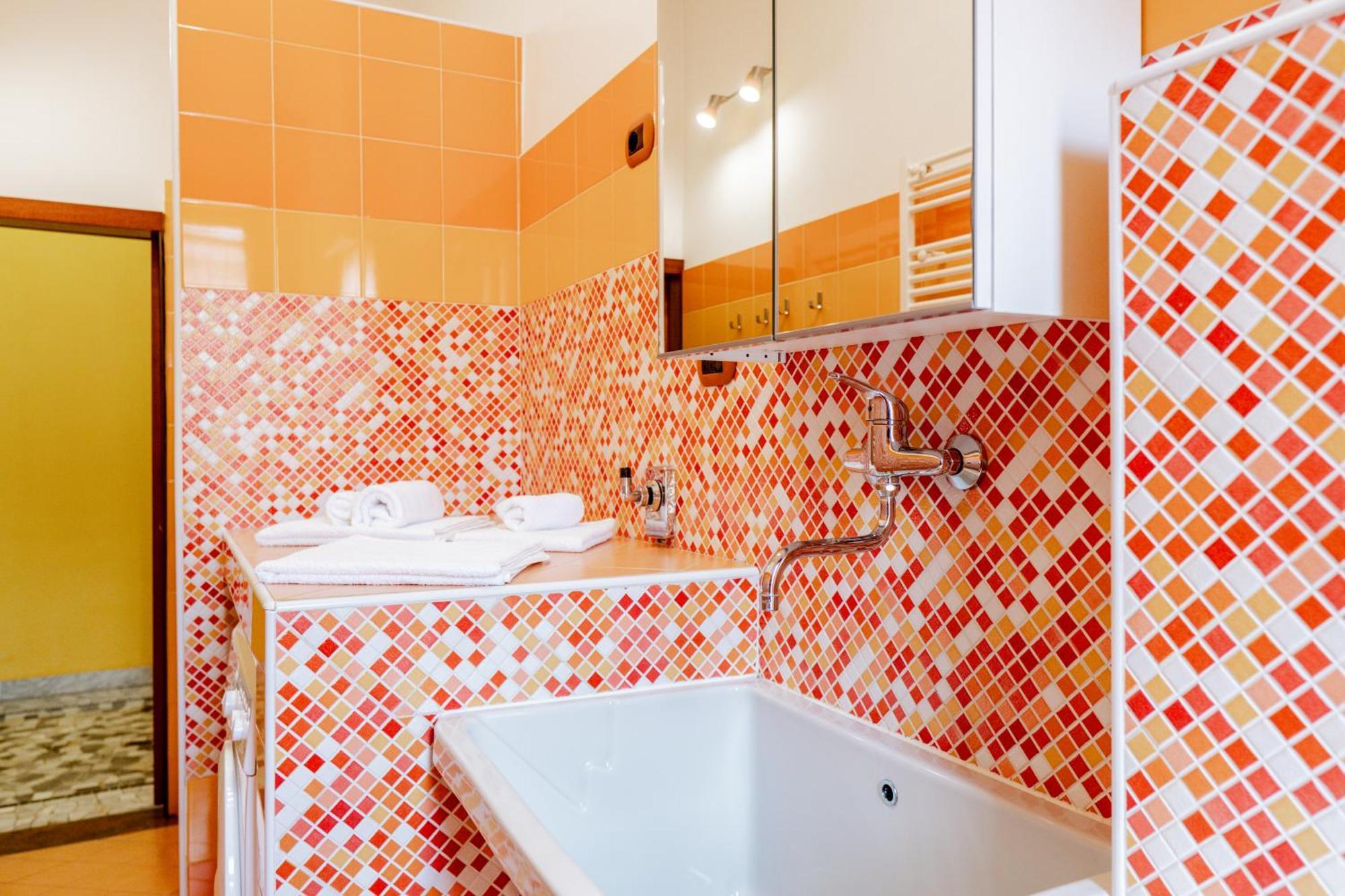 Luxe Apartment Near Milano, Rho Fiera E Mxp Busto Arsizio Extérieur photo